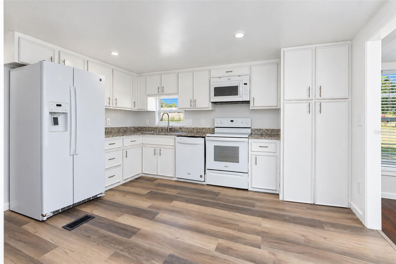 GROVE CITY - Residential