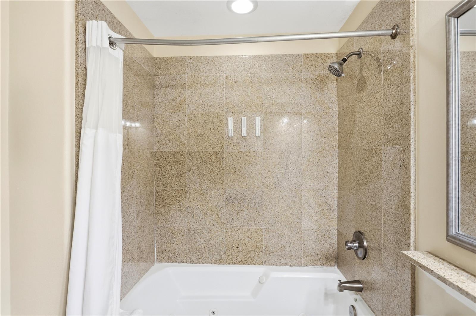 BLUE HERON BEACH RESIDENCE TOWER I - Residential