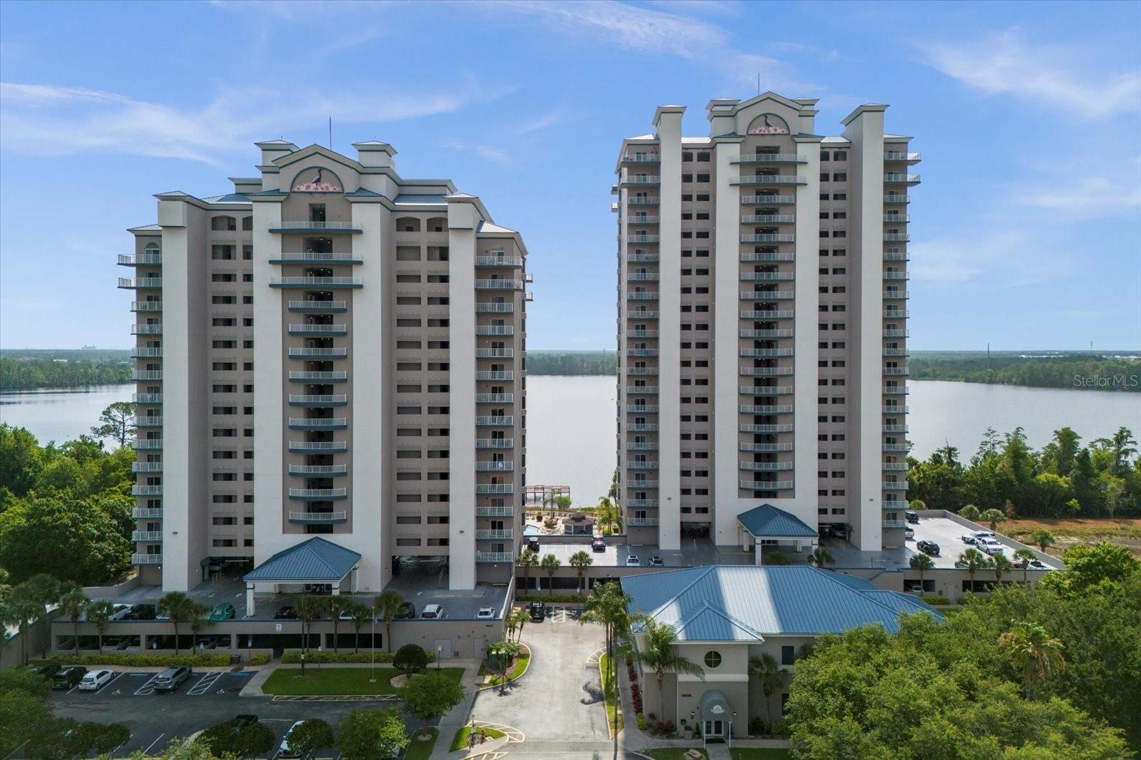 BLUE HERON BEACH RESIDENCE TOWER I - Residential