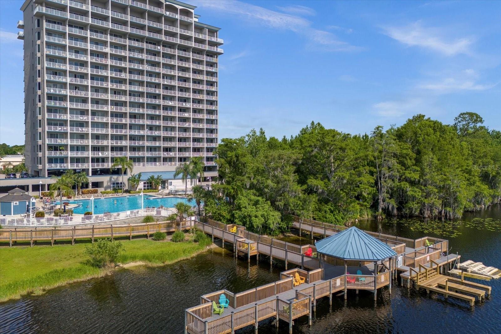 BLUE HERON BEACH RESIDENCE TOWER I - Residential