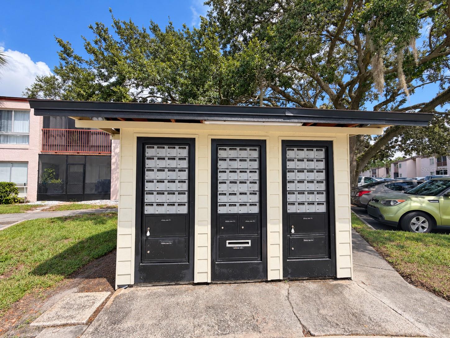 LEMON TREE CONDO SEC 03 CANYON - Residential