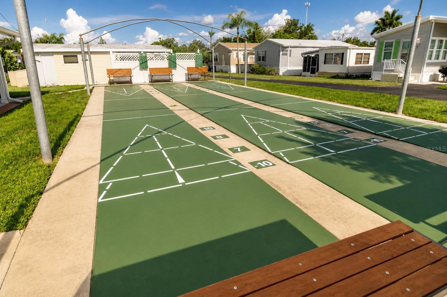 LAZY LAGOON UN 51B - Residential