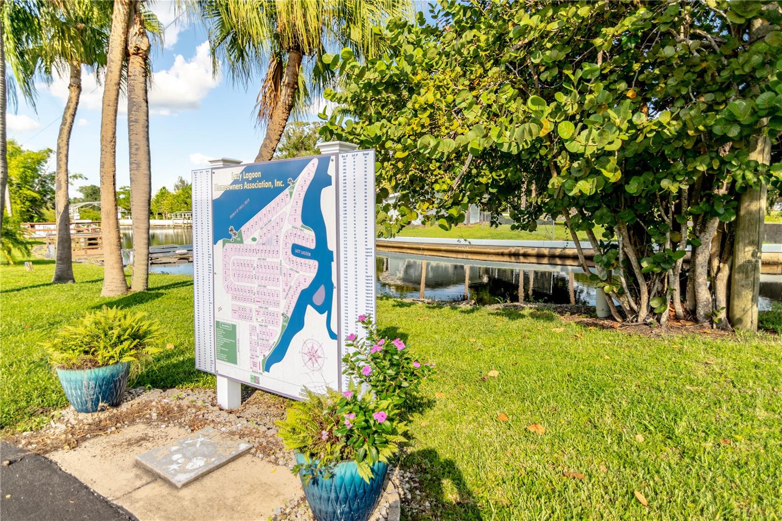 LAZY LAGOON UN 51B - Residential