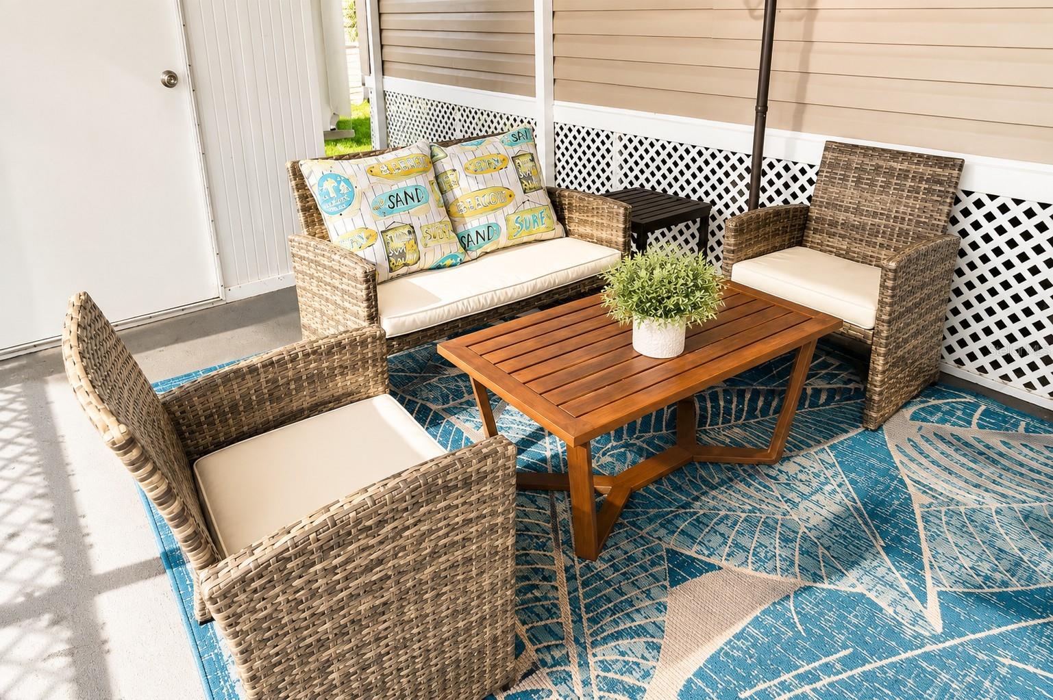 LAZY LAGOON UN 51B - Residential