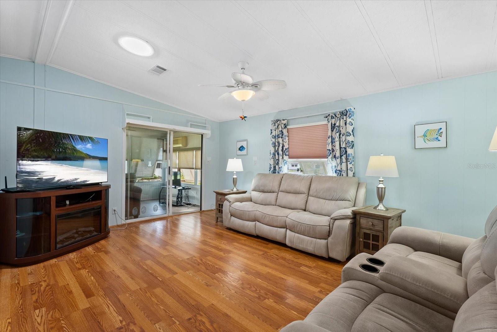 SANDALWOOD PARK - Residential