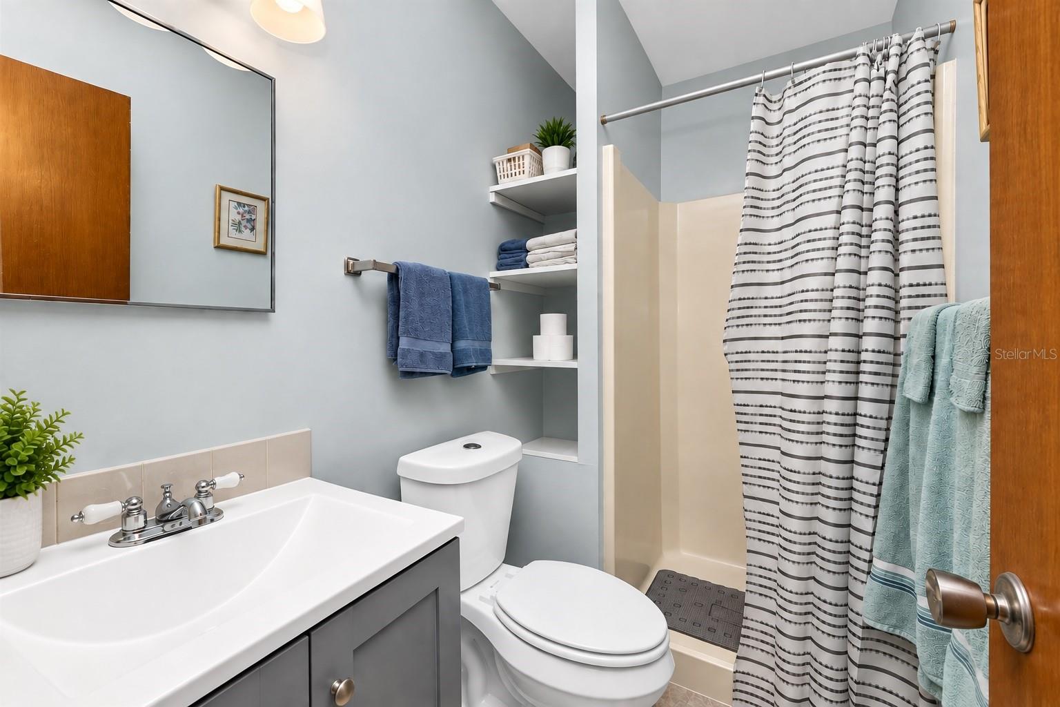 PINEWOOD CONDO - Residential