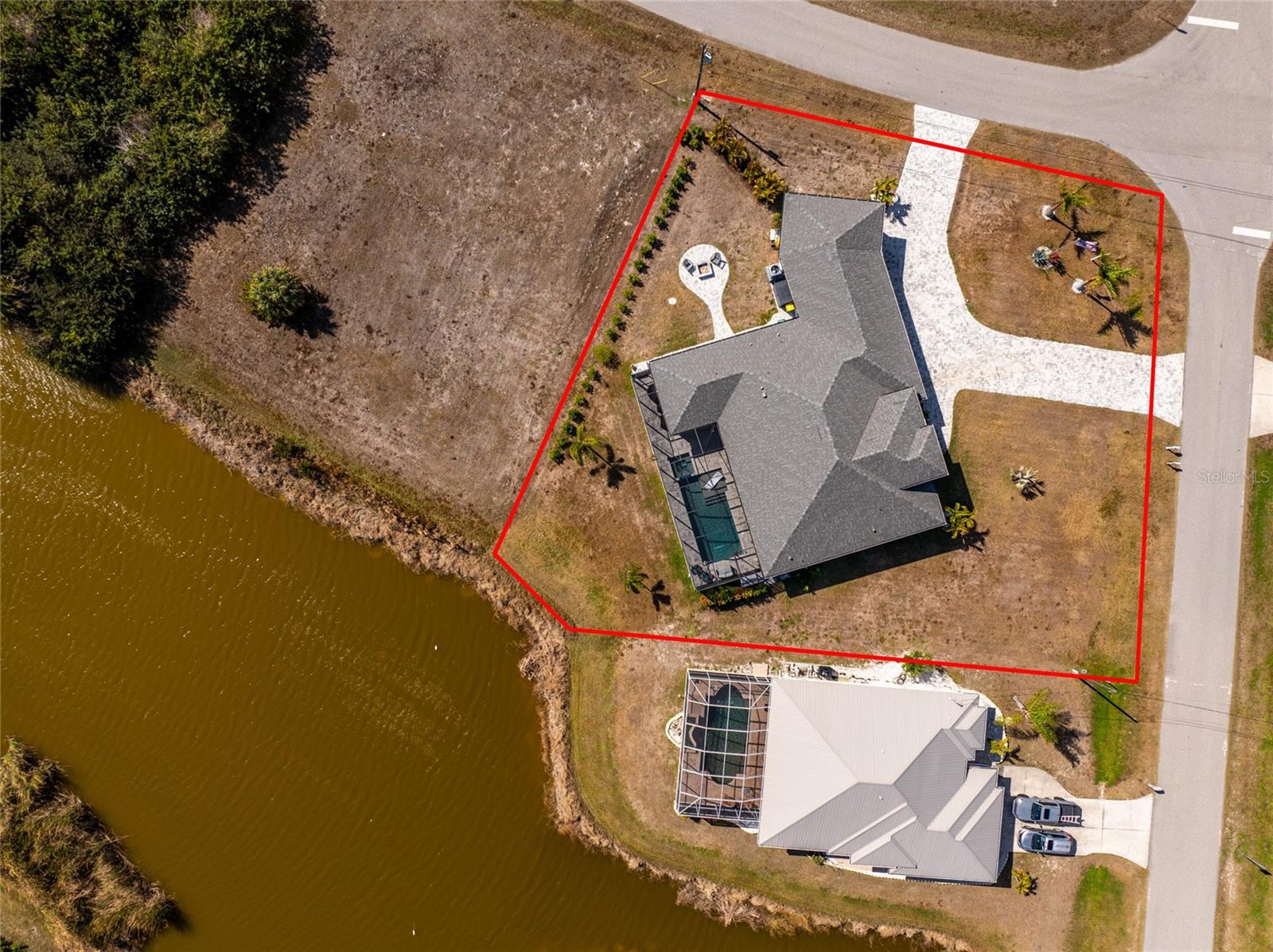 ROTONDA LAKES - Residential