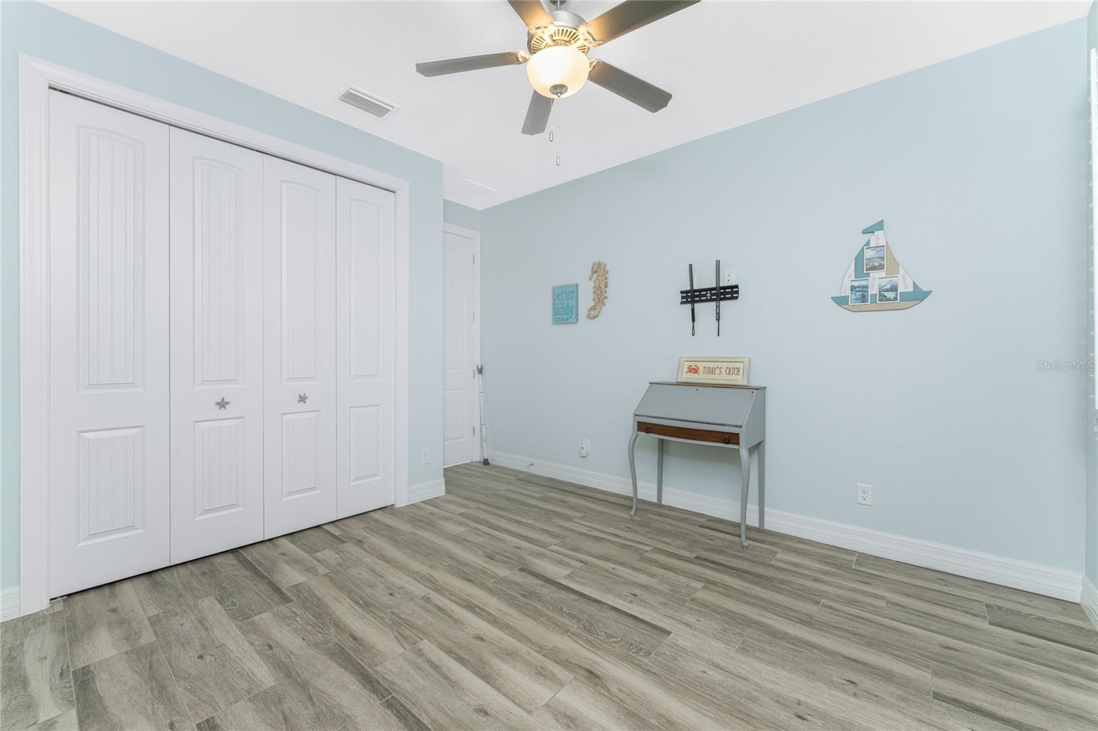 ROTONDA LAKES - Residential