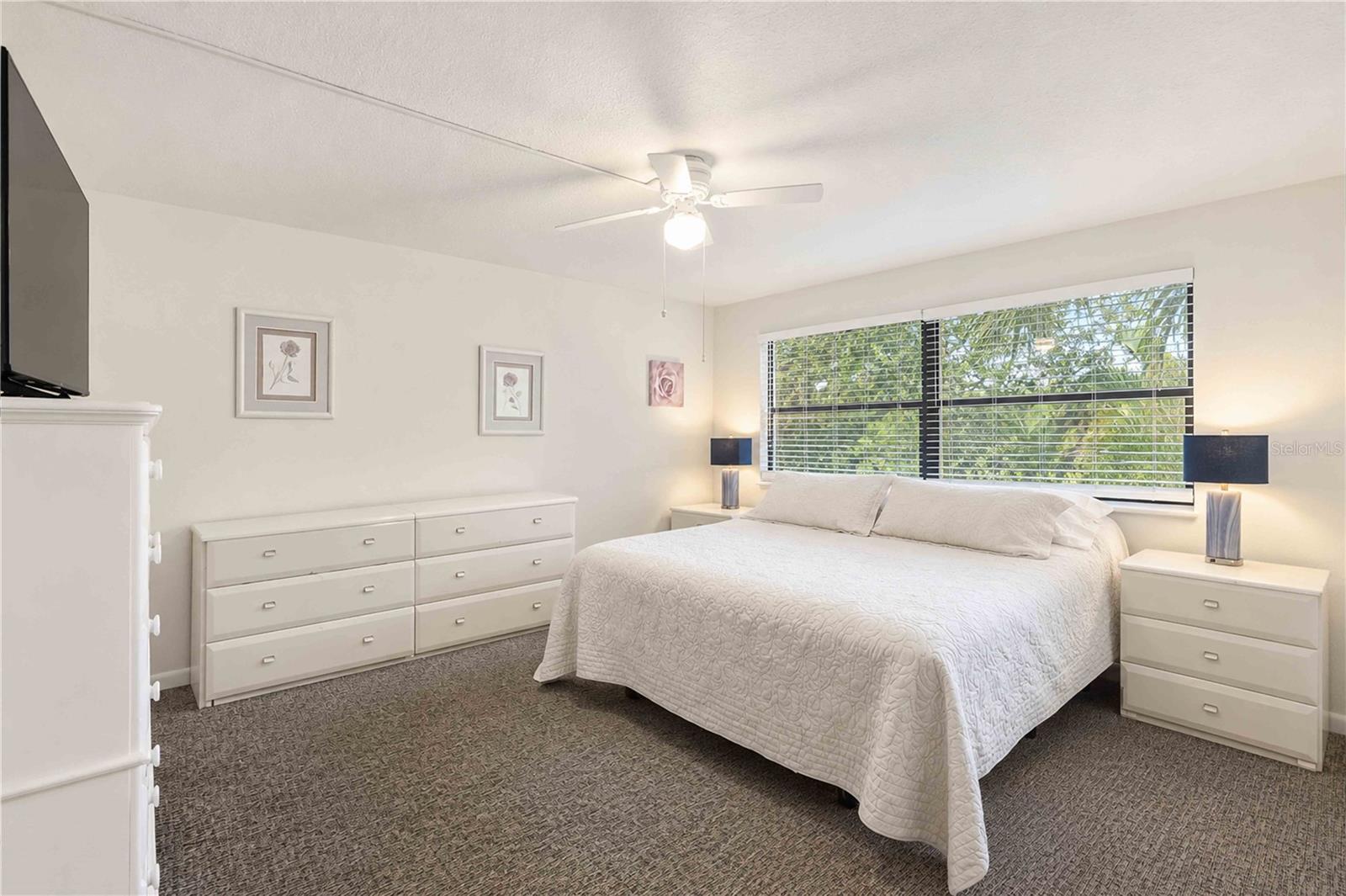 SANDHILL PINES BLDG 01 - Residential