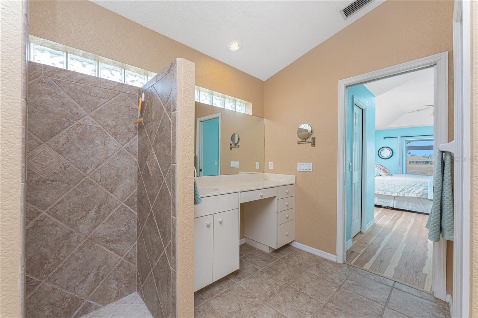 ROTONDA WEST BROADMOOR - Residential