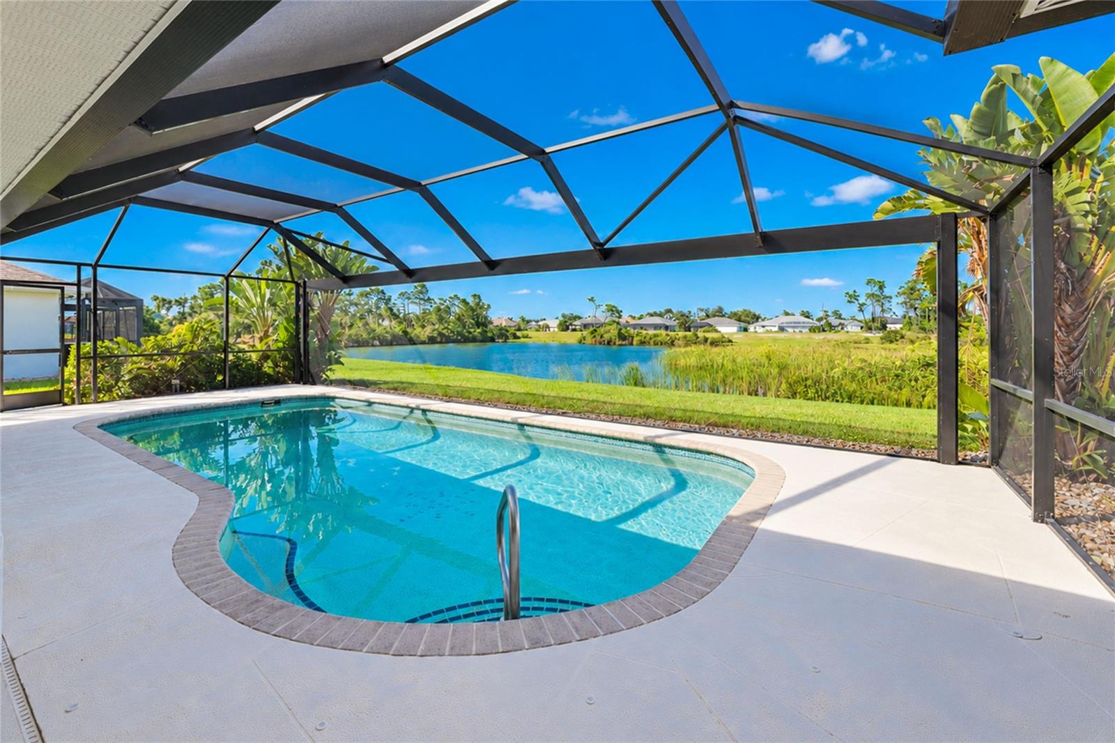 ROTONDA WEST BROADMOOR - Residential