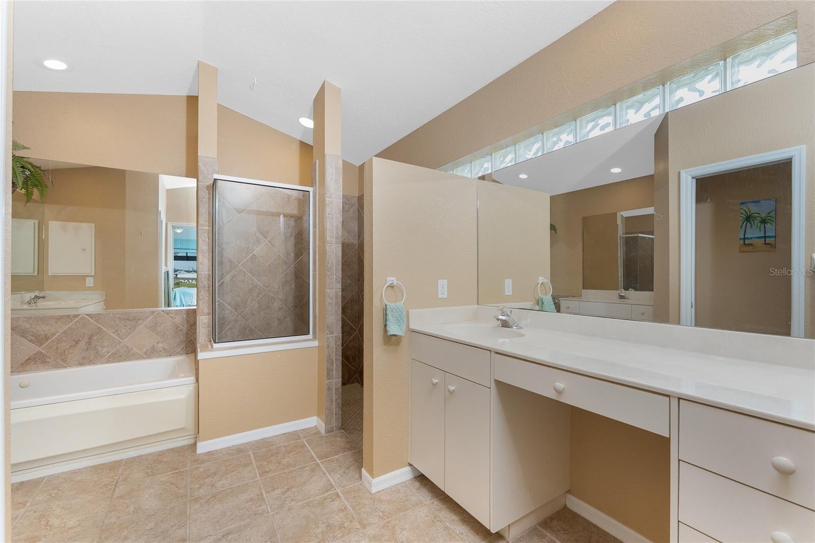 ROTONDA WEST BROADMOOR - Residential