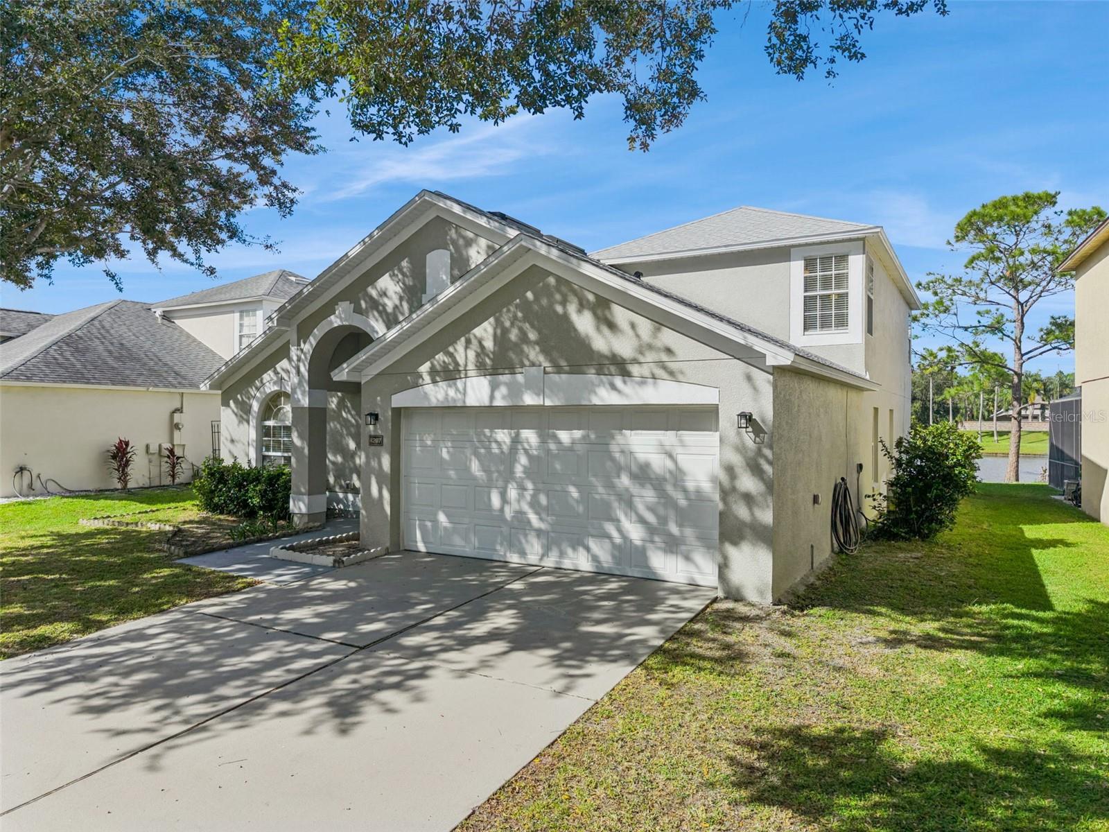 ANDOVER CAY PH 01 44/98 - Residential