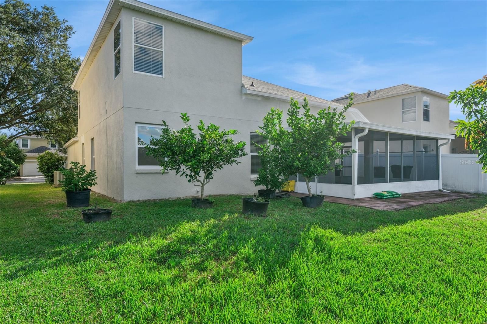 ANDOVER CAY PH 01 44/98 - Residential