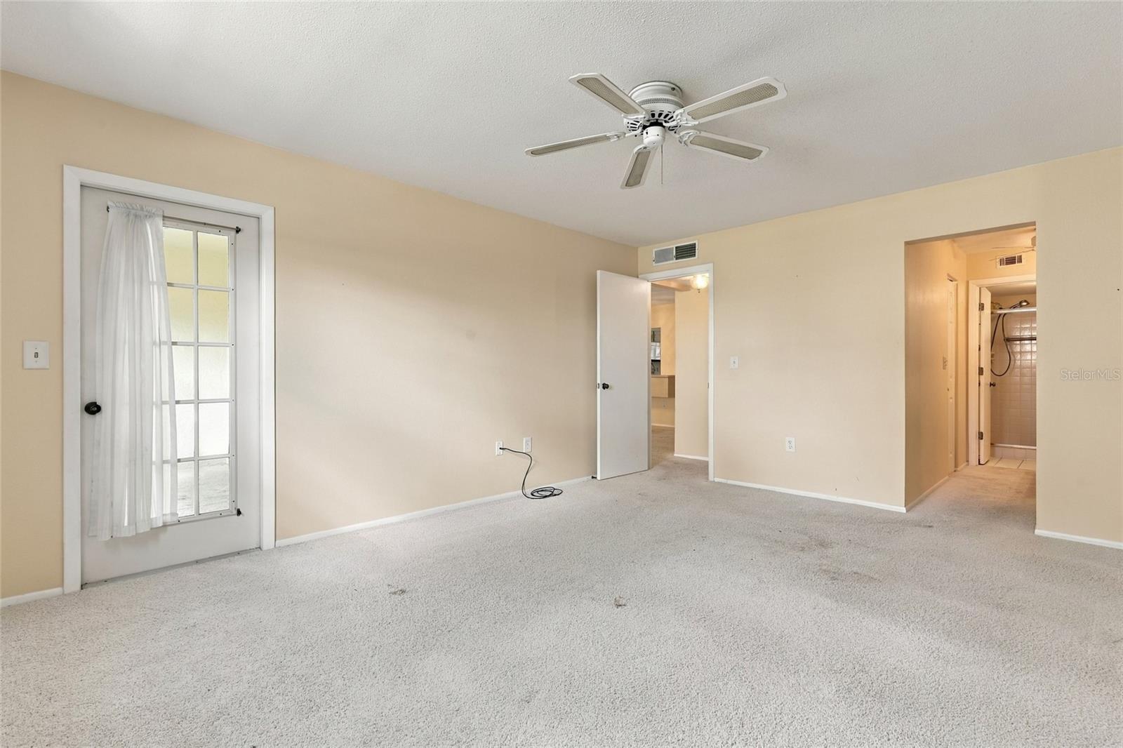 MISSION LAKES - Residential
