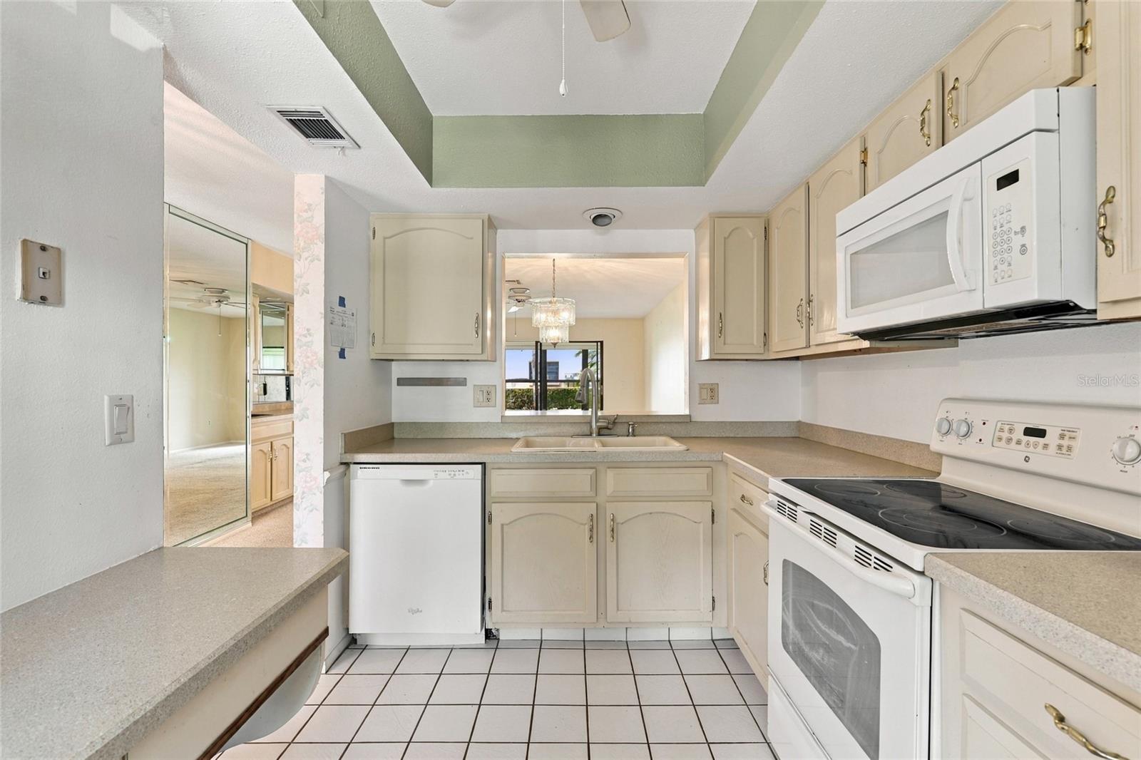 MISSION LAKES - Residential