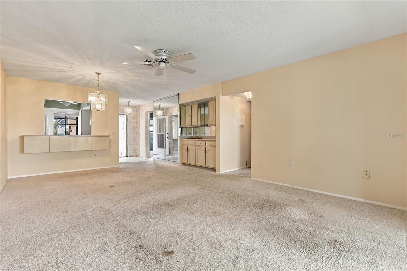 MISSION LAKES - Residential