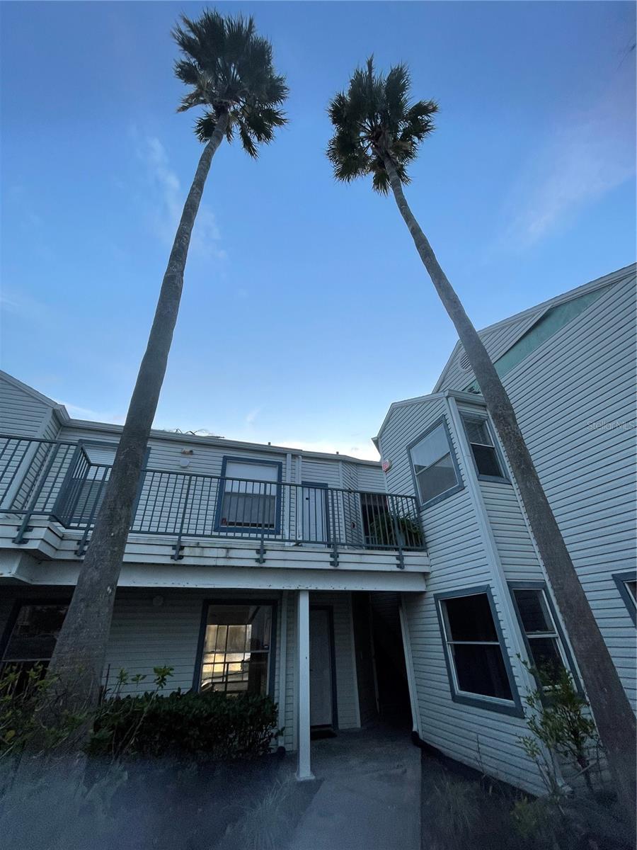 DOCKSIDE CONDO - Residential