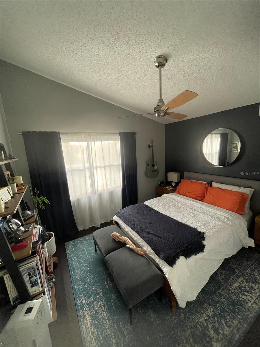 DOCKSIDE CONDO - Residential