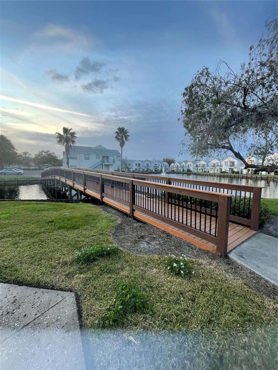 DOCKSIDE CONDO - Residential