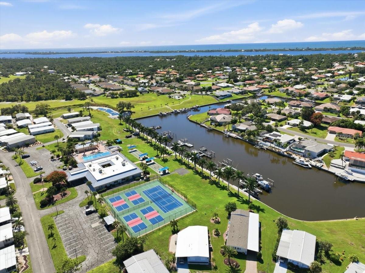 ALAMEDA ISLES - Residential