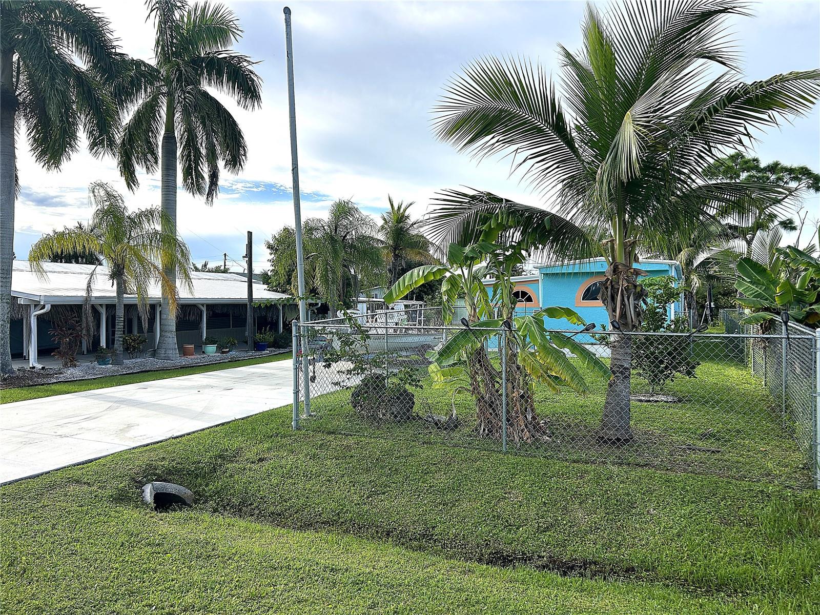PINE ISLAND VILLAS - Residential