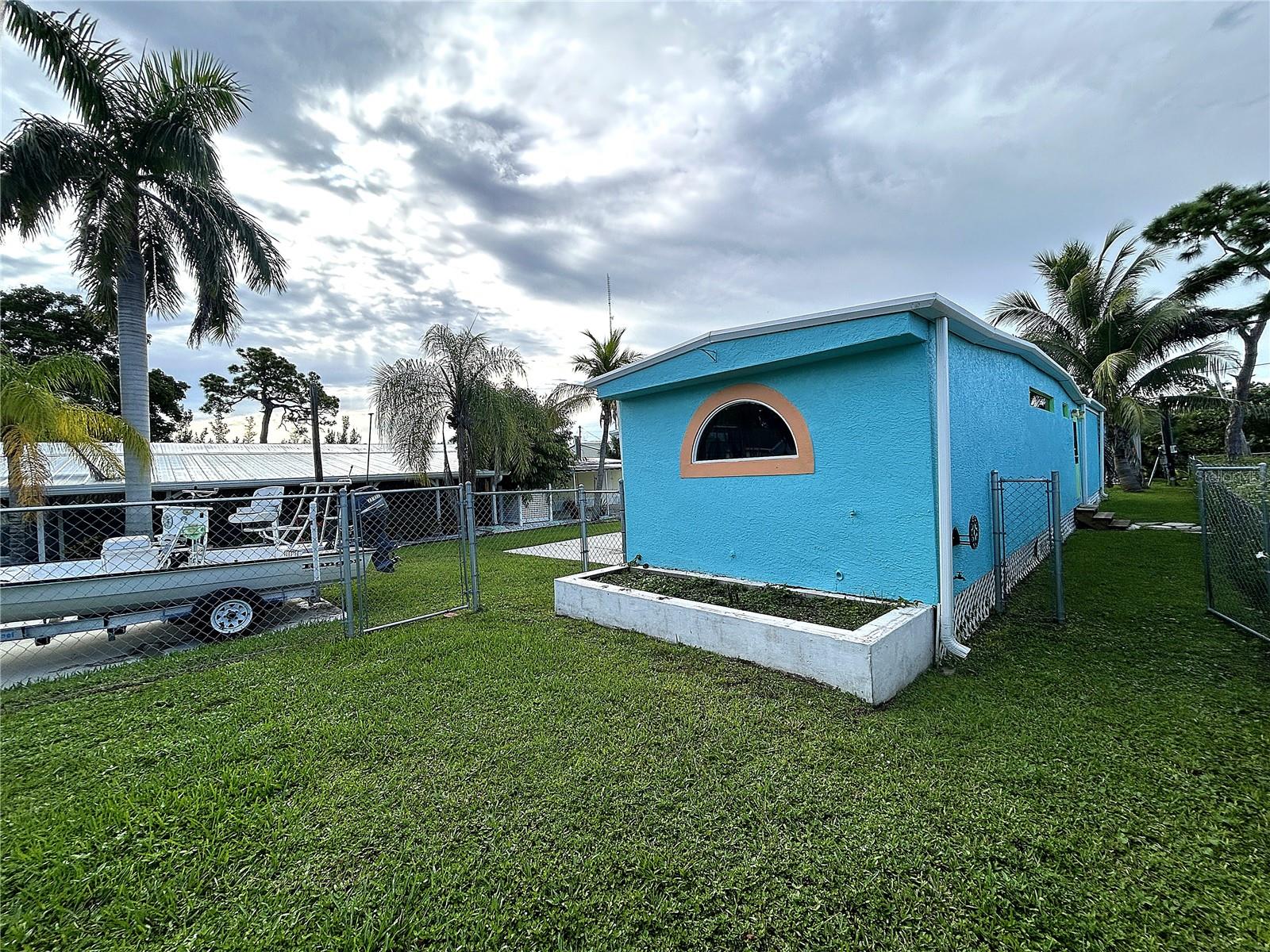 PINE ISLAND VILLAS - Residential