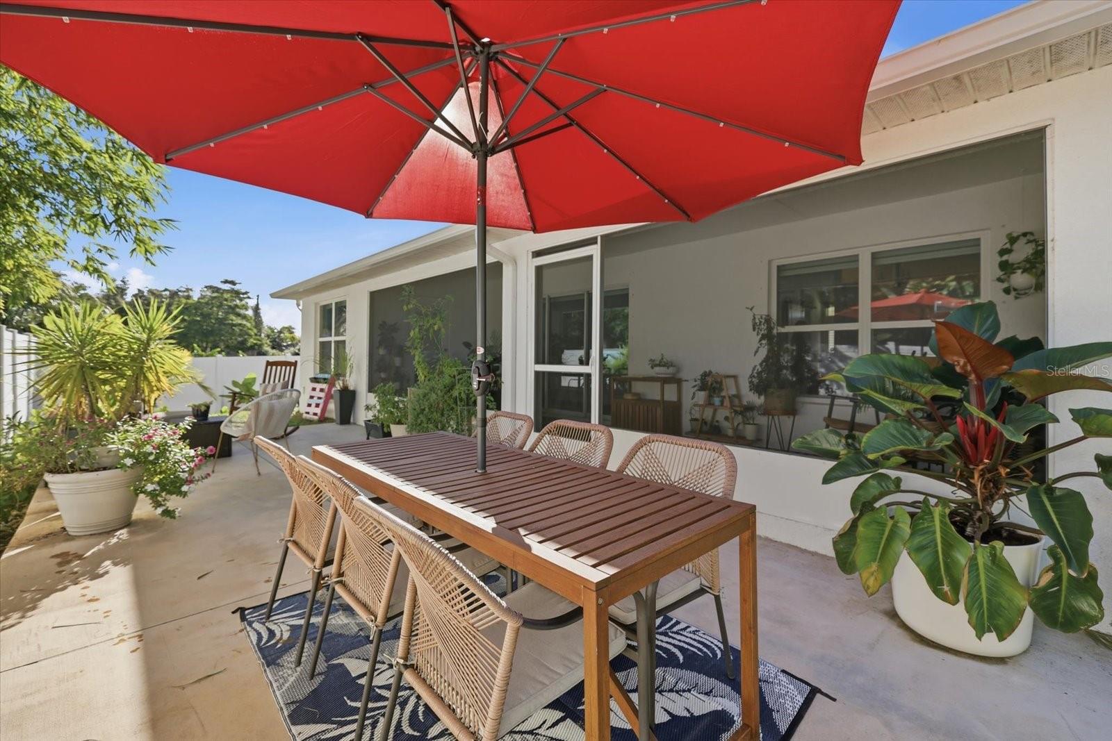 SOUTH VENICE - Residential