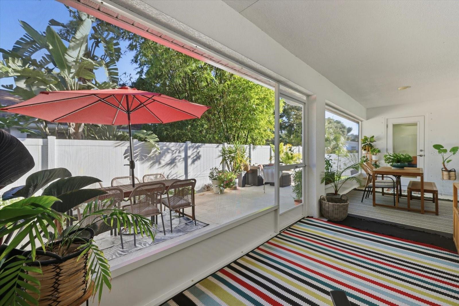 SOUTH VENICE - Residential