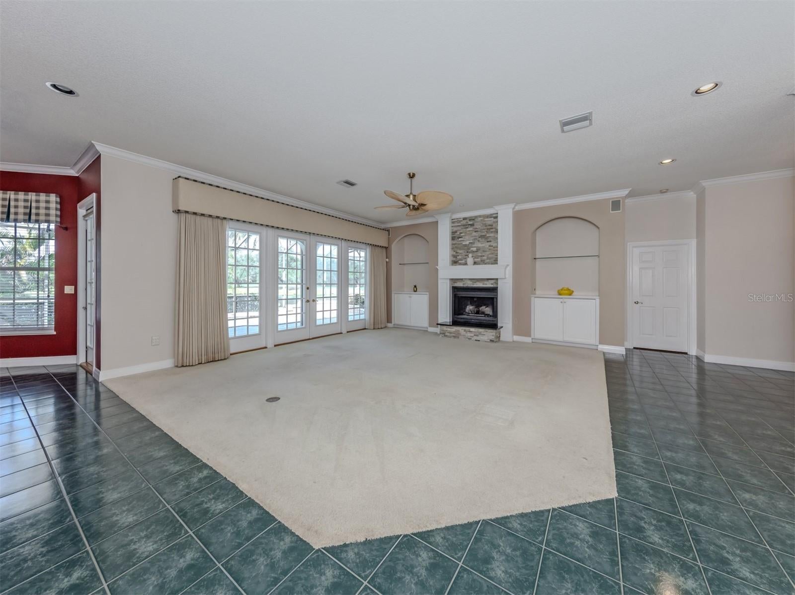 WATERFORD - Residential