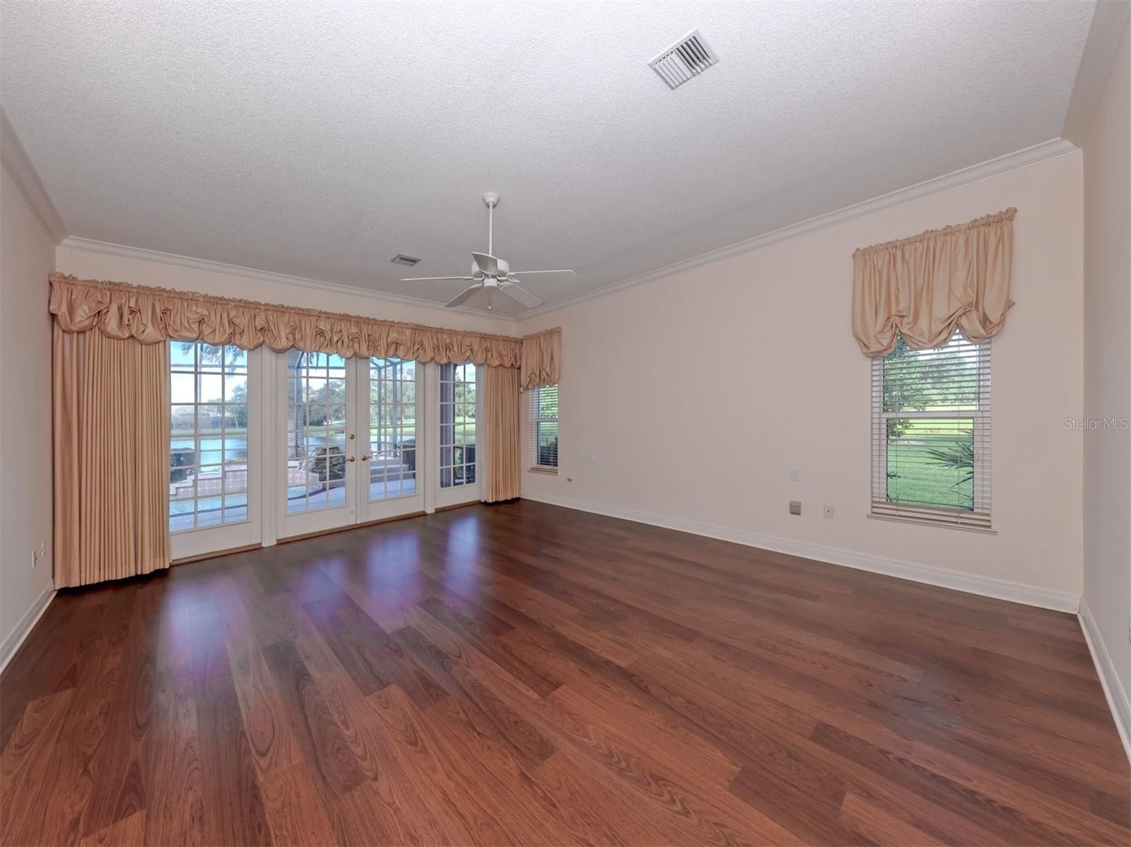 WATERFORD - Residential