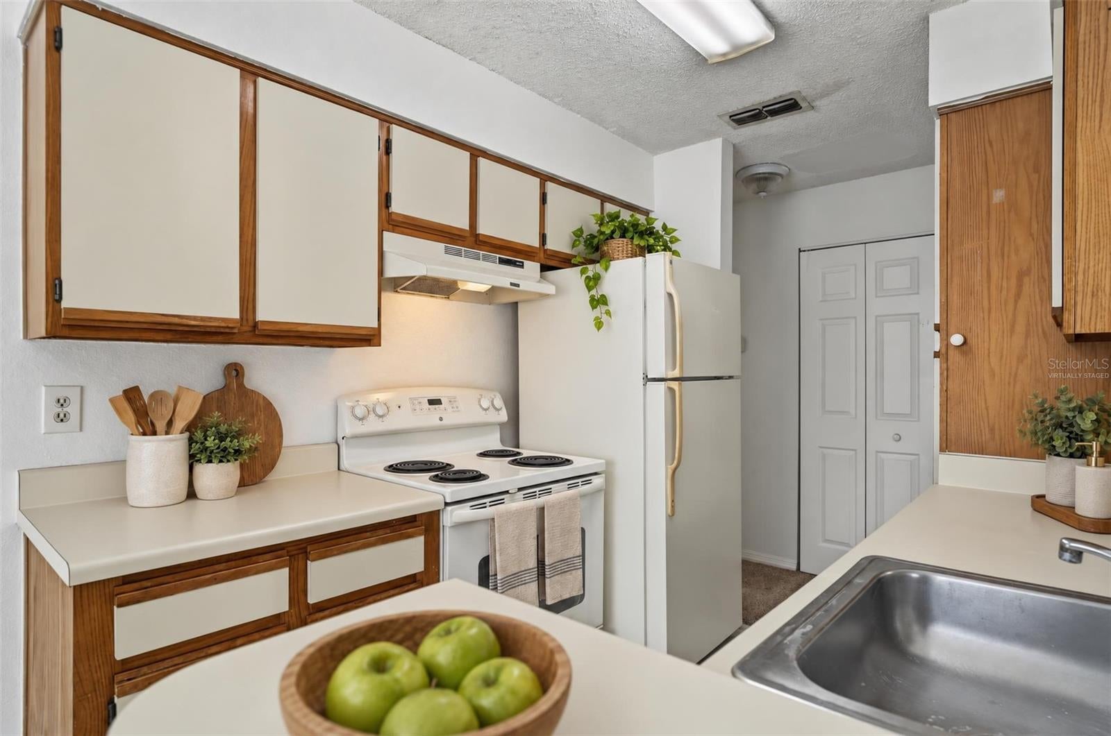 TRADEWINDS - Residential