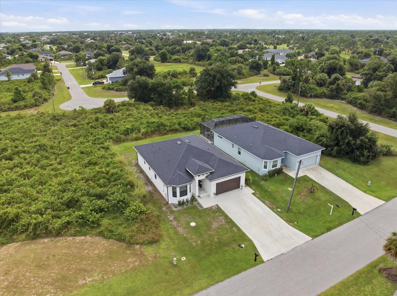 ROTONDA LAKES - Residential