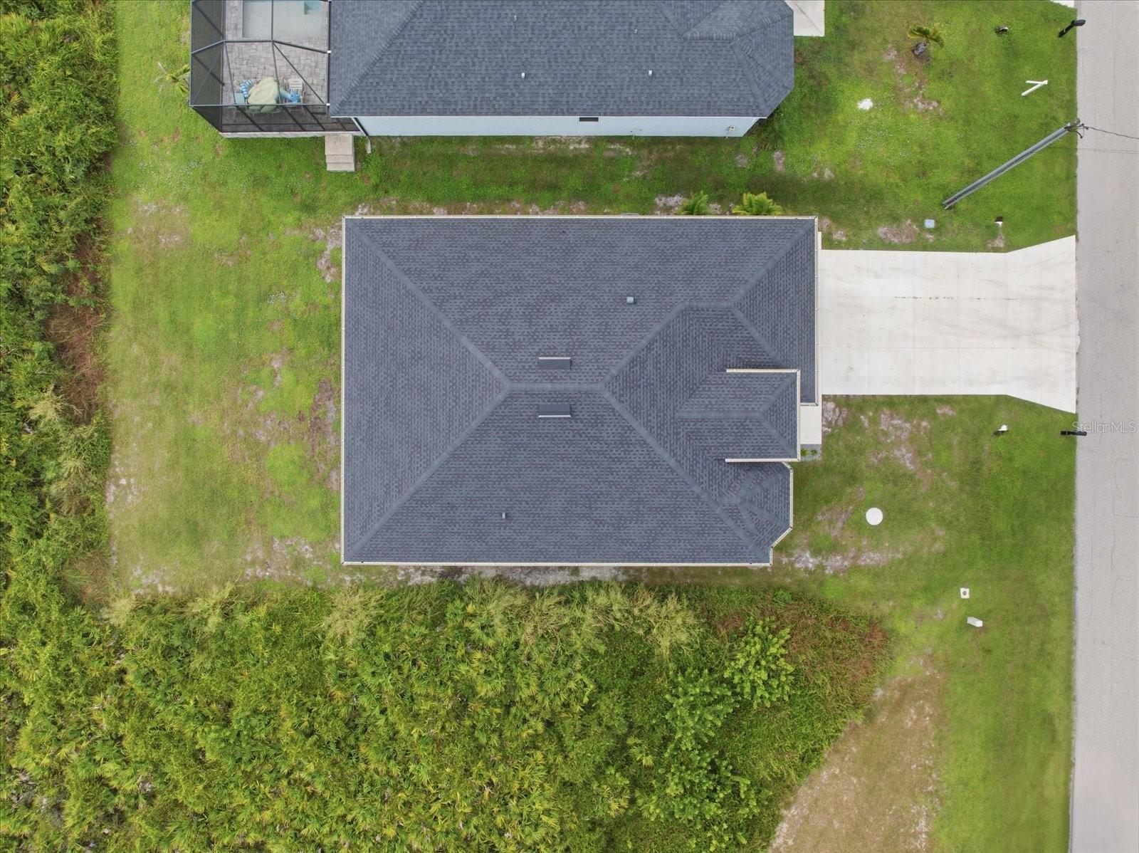 ROTONDA LAKES - Residential