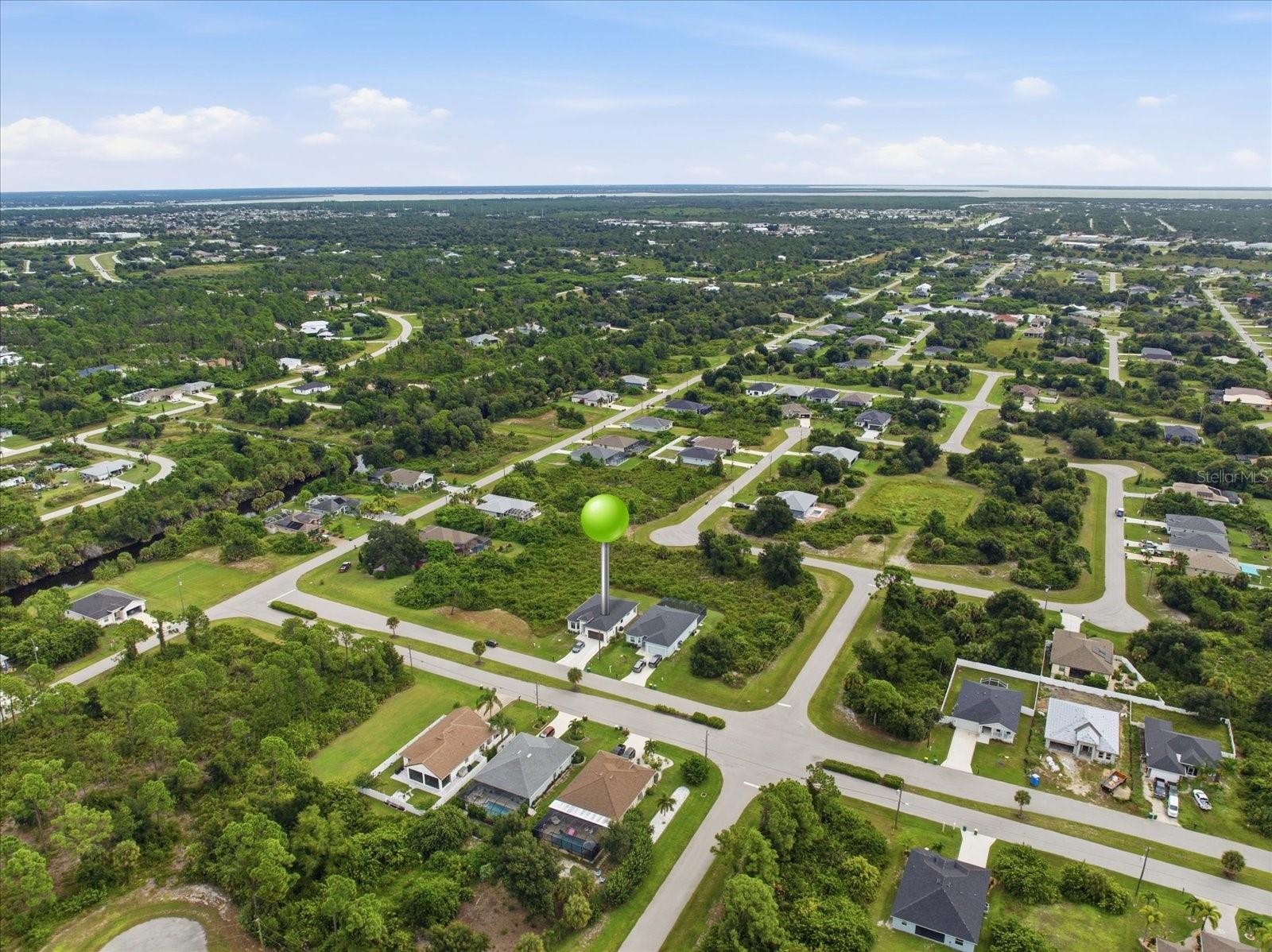 ROTONDA LAKES - Residential
