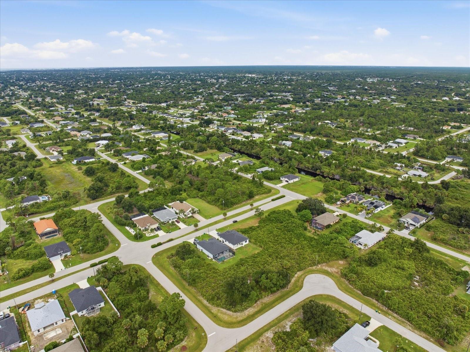 ROTONDA LAKES - Residential