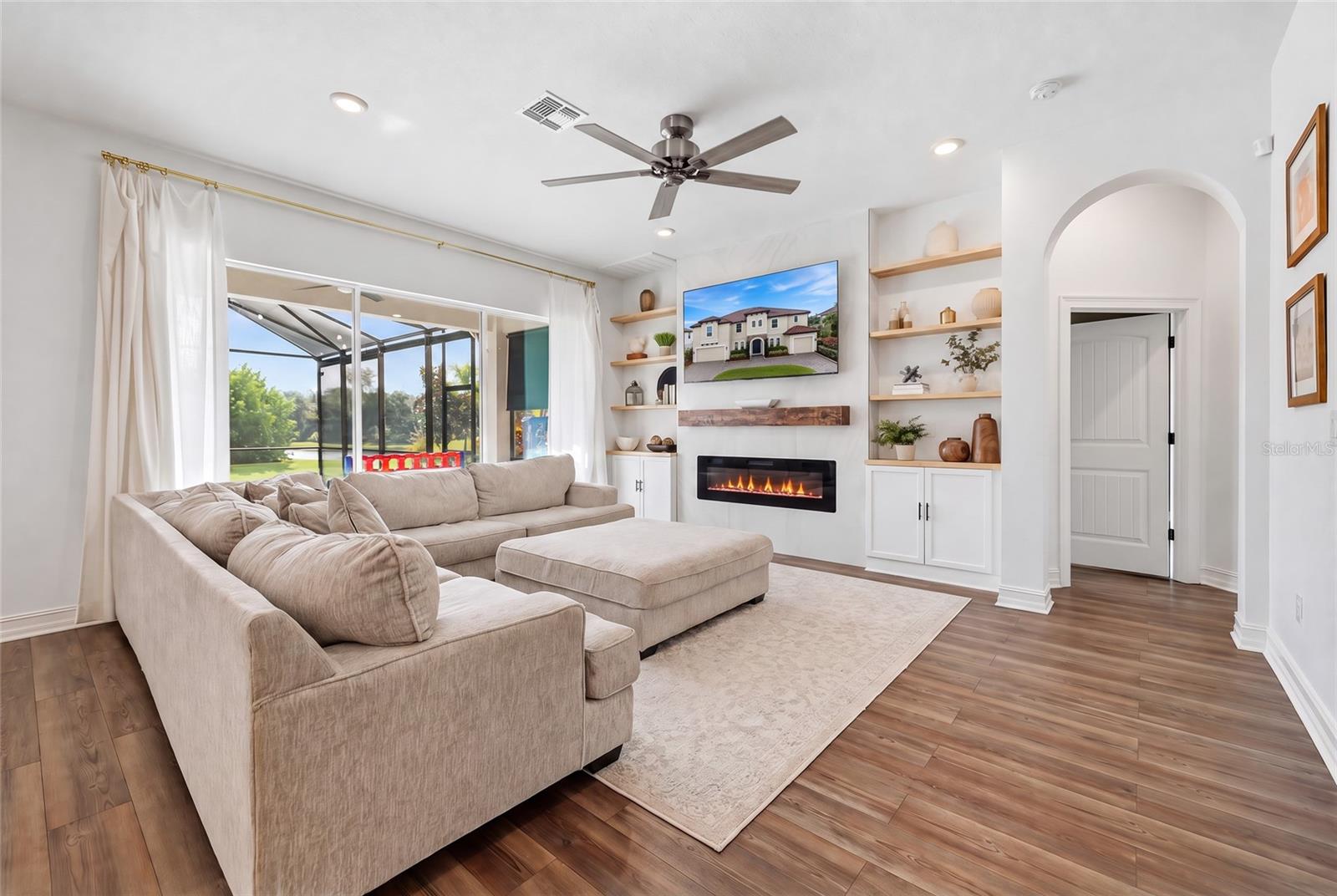 HERON LANDING - Residential