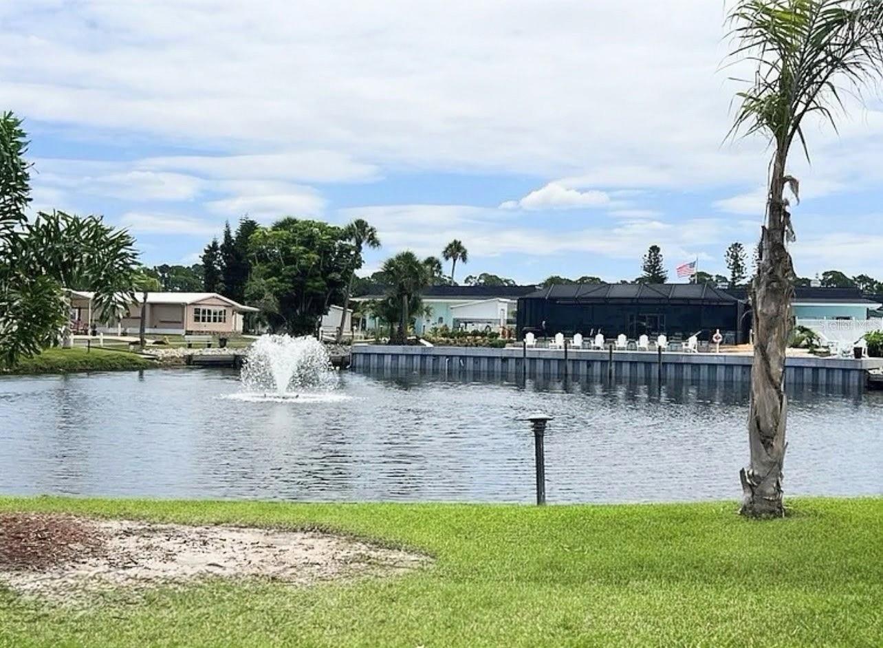 POLYNESIAN VILLAGE - Residential
