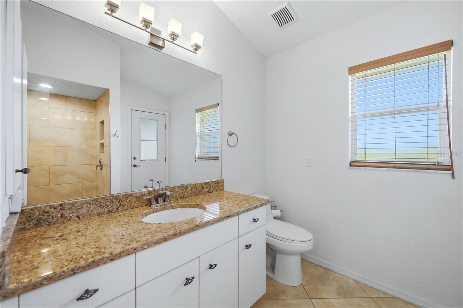 ROTONDA WEST PINE VALLEY - Residential