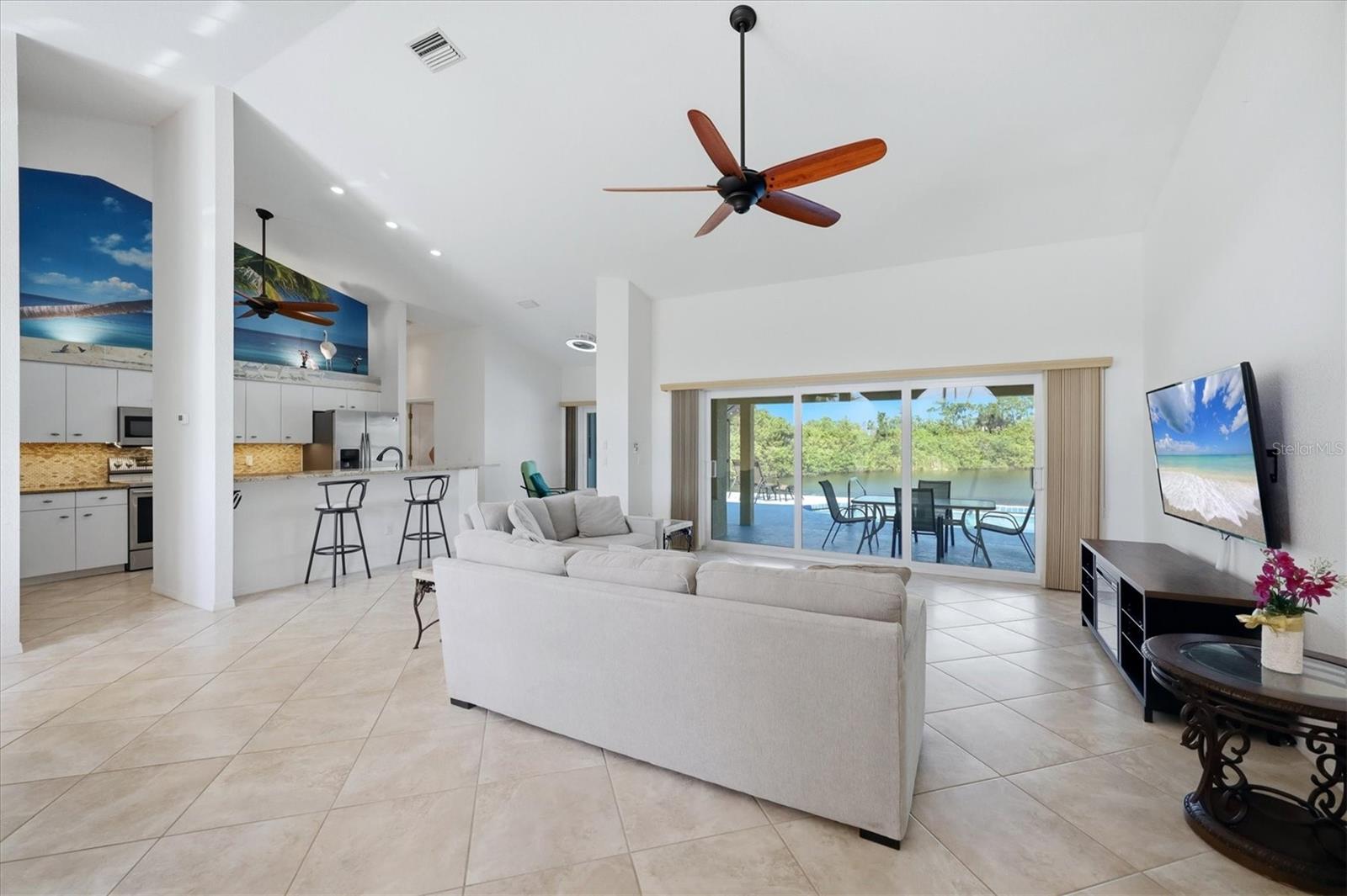 ROTONDA WEST PINE VALLEY - Residential