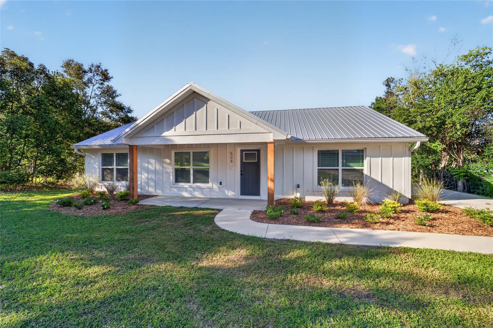 WILLISTON HEIGHTS - Residential