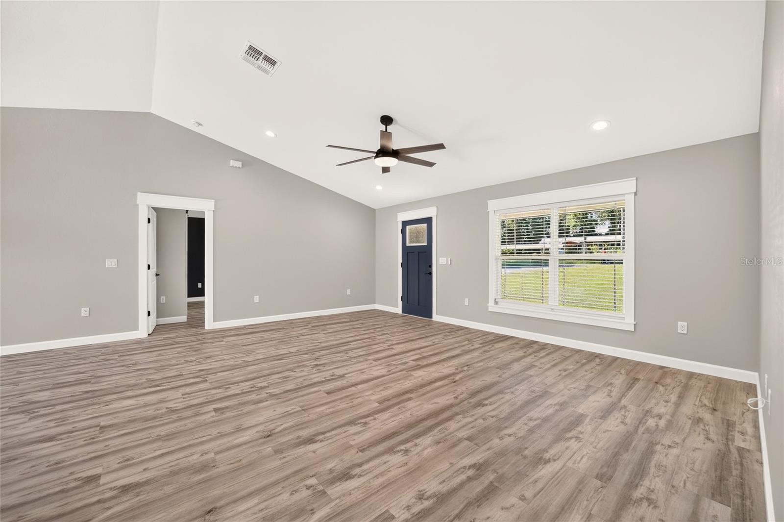 WILLISTON HEIGHTS - Residential