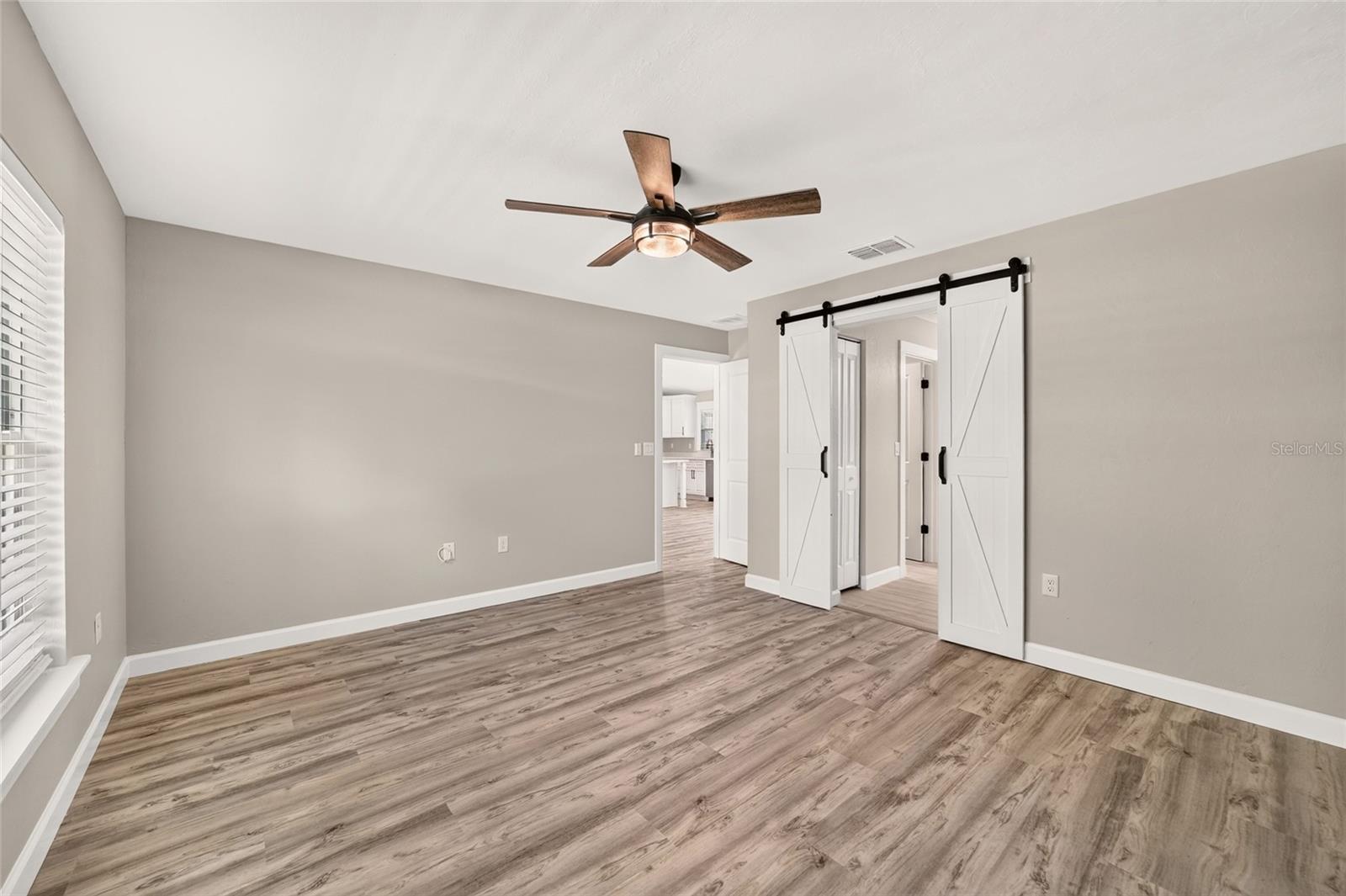 WILLISTON HEIGHTS - Residential
