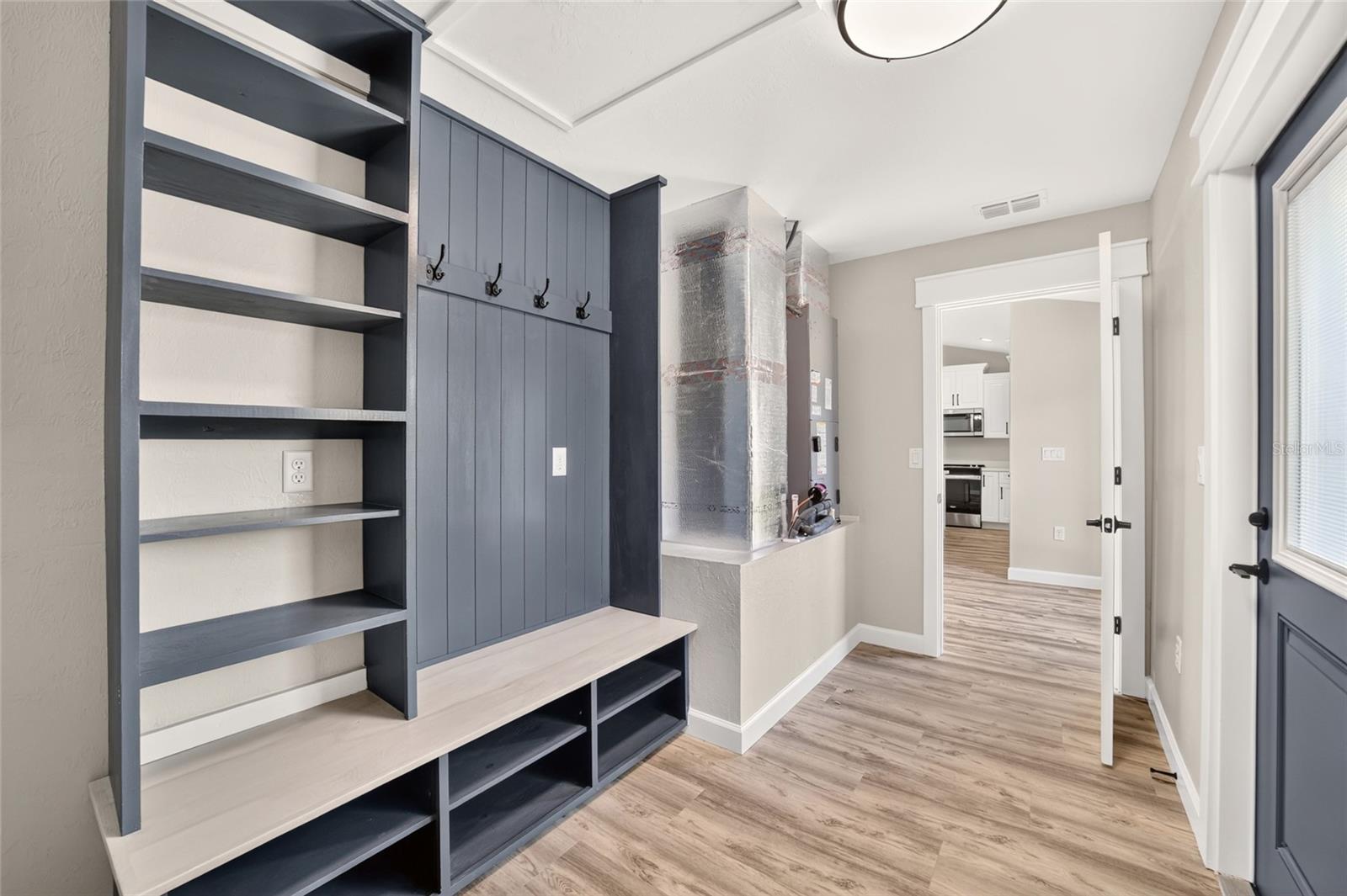 WILLISTON HEIGHTS - Residential