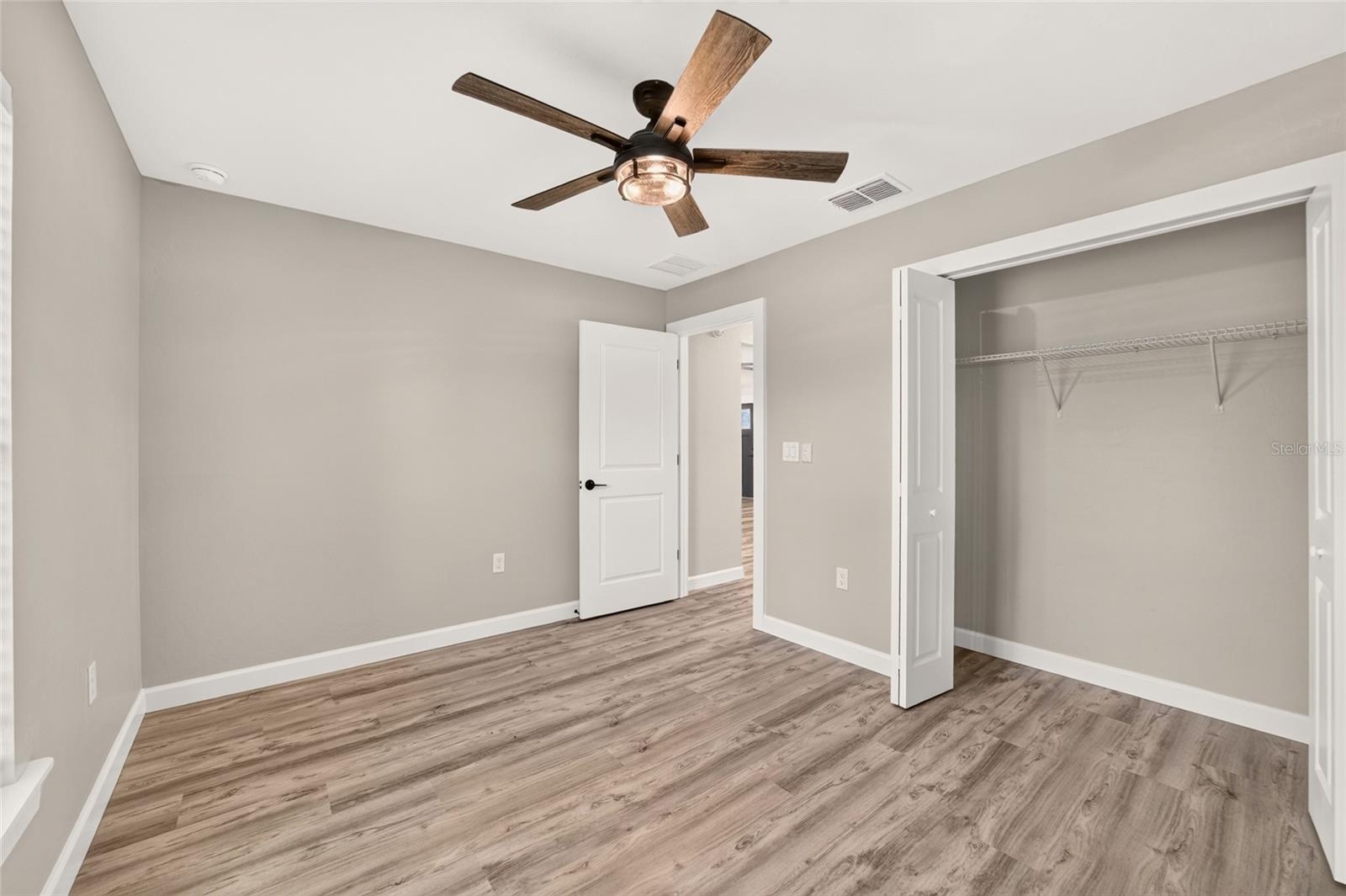 WILLISTON HEIGHTS - Residential