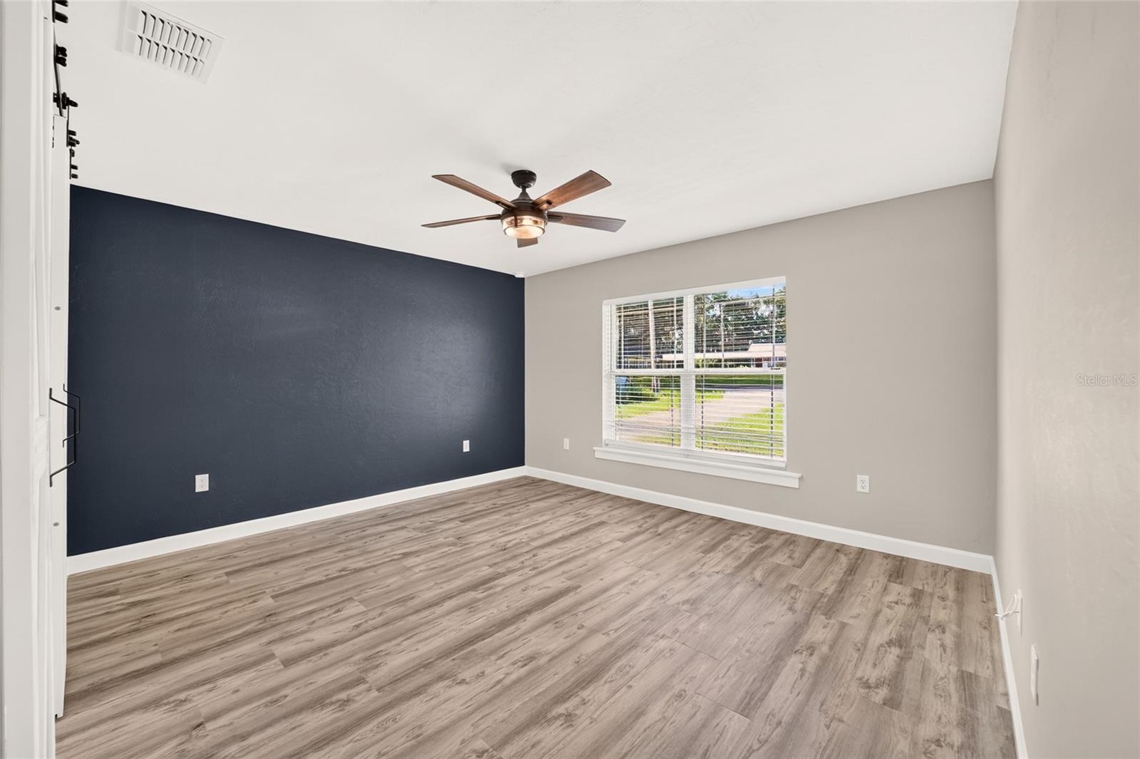 WILLISTON HEIGHTS - Residential