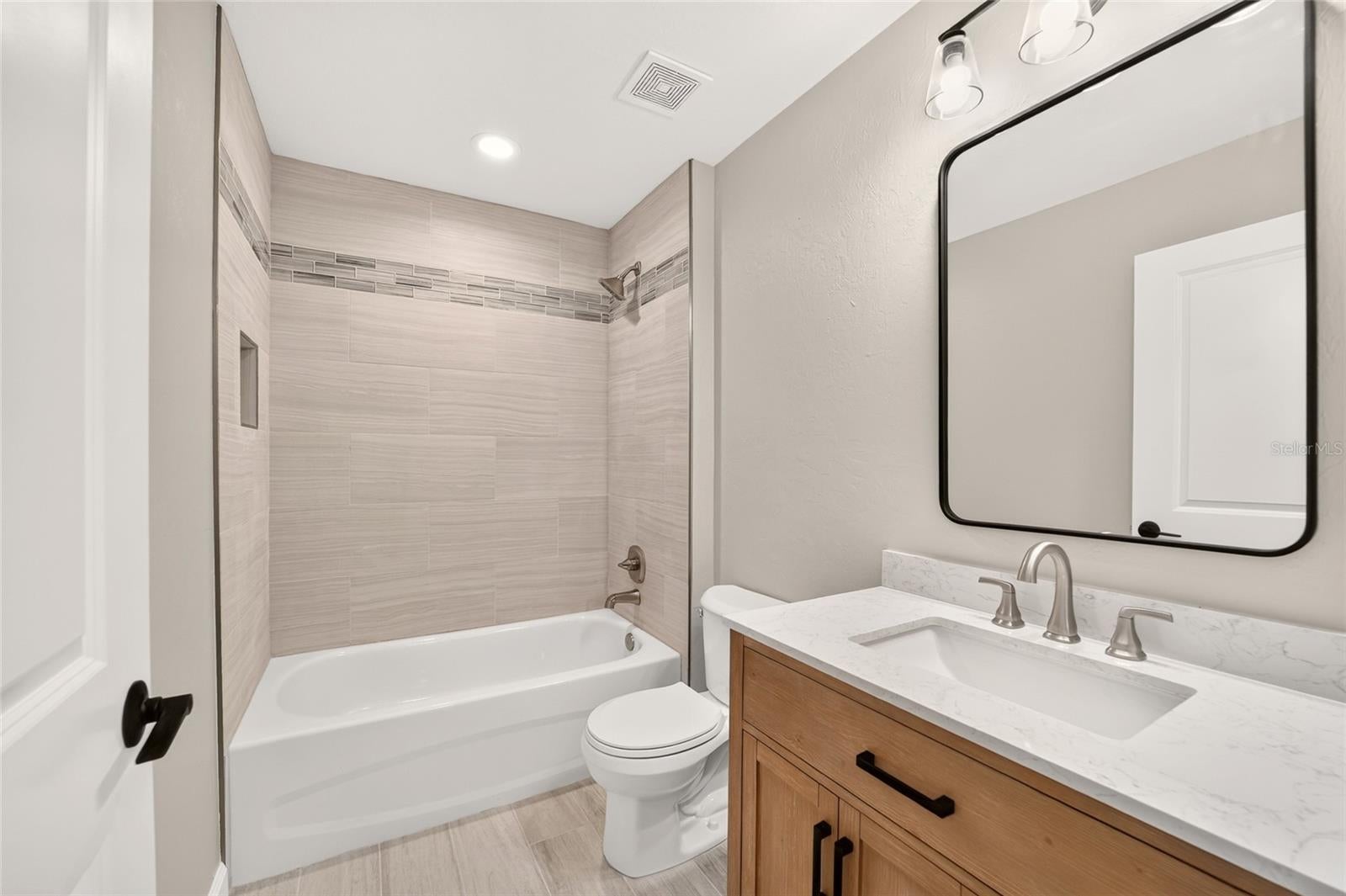 WILLISTON HEIGHTS - Residential