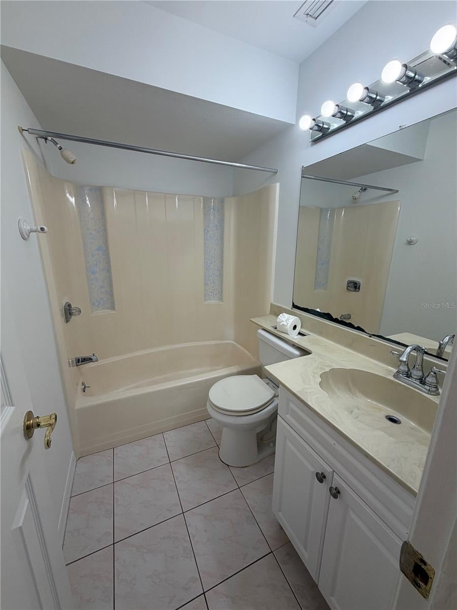 LAKESIDE CHARLOTTE COUNTY PH 01 - Residential