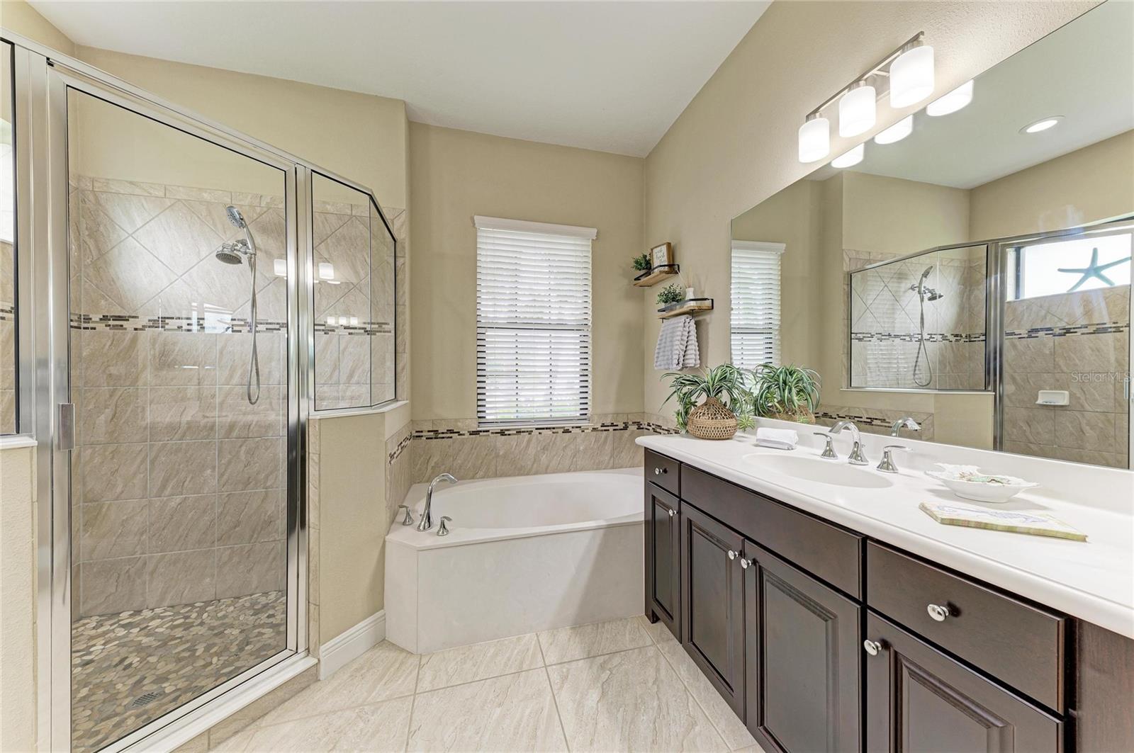 GRAND PALM PH 2AB & 2AC - Residential