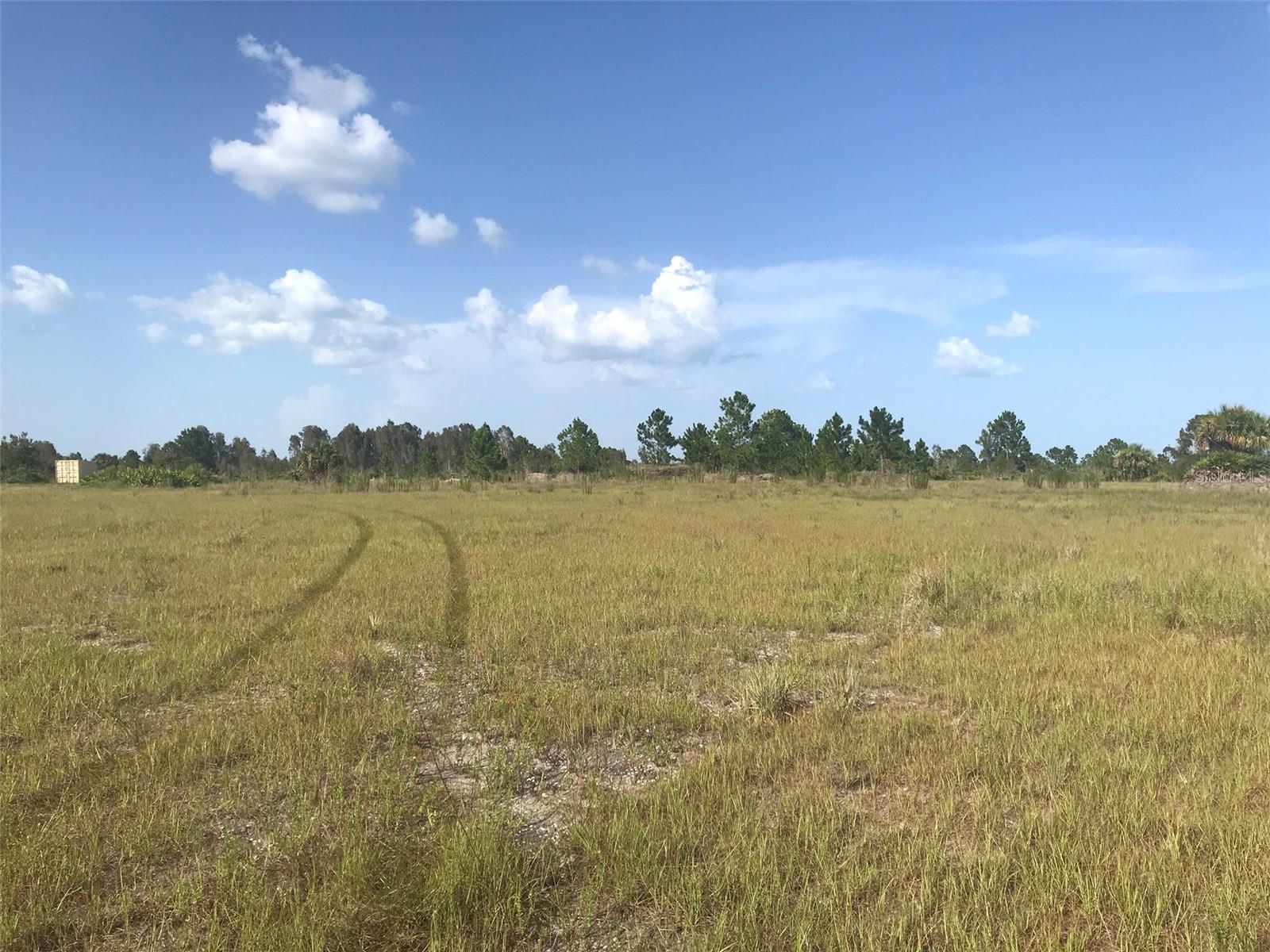 ACREAGE - Land